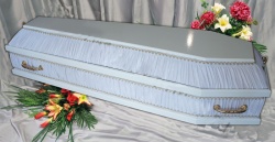 Гроб комбинированный шестигранник  Белый глянец