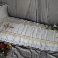 Комплект Атлас с вышивкой